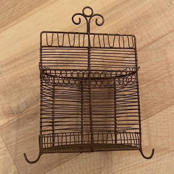 Rustic Carry All. - Picture 8 of 14